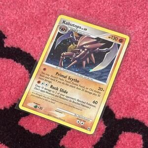Kabutops [Holo] #4 – Pokémon TCG Arceus – Near Mint